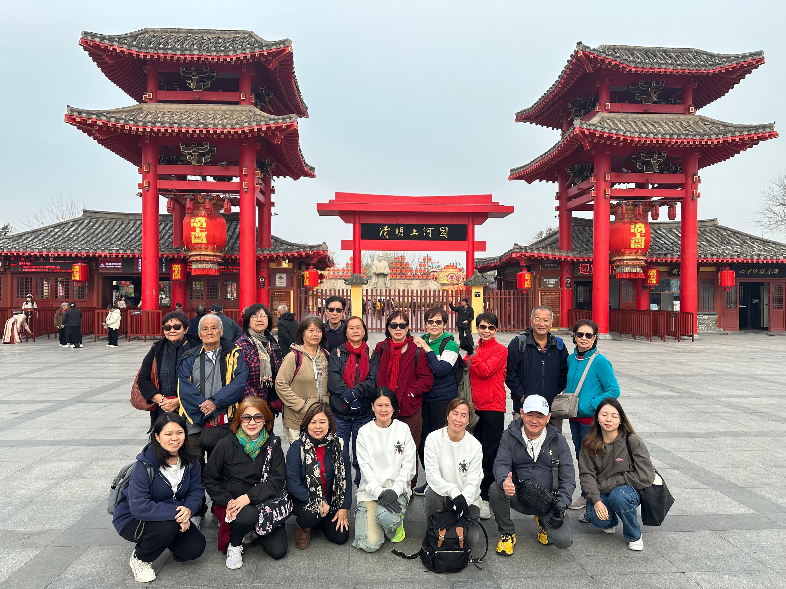 8D6N ANCIENT XIAN + CULTURAL HENAN (Xi'an / Huashan / Luoyang / Jiaozuo / Dengfeng / Yuntai Mountain) - Image 3